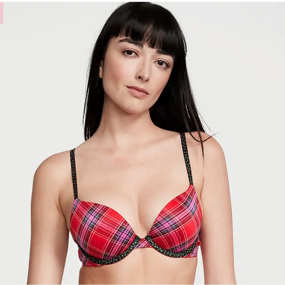 Victoria Secret Sexy Tee Smooth Push-Up‎ Bra